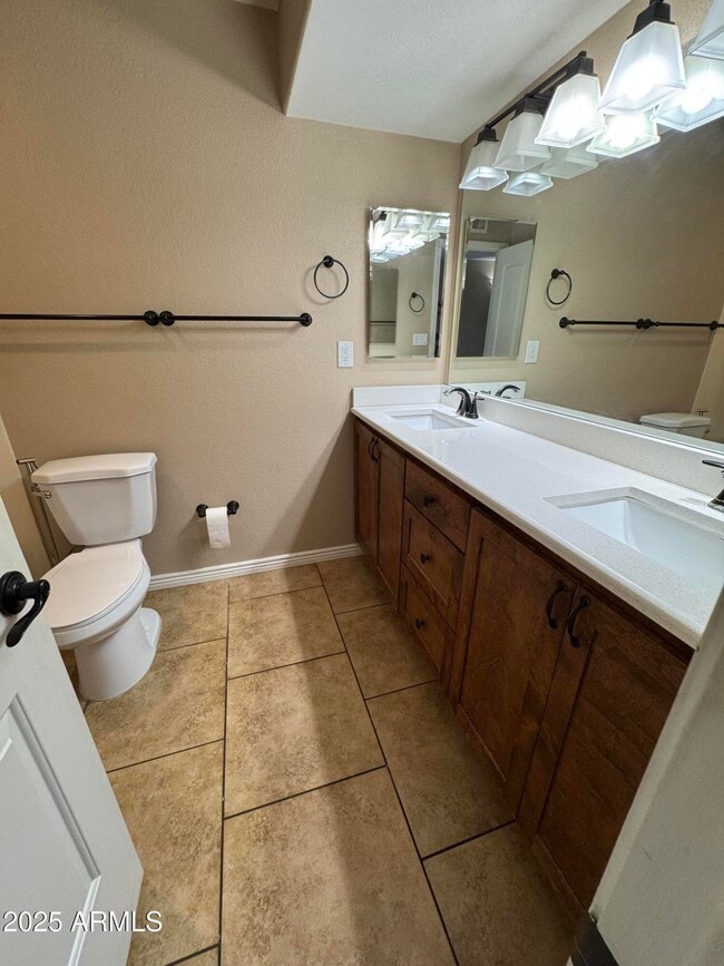 Building Photo - 3753 E Charter Oak Rd