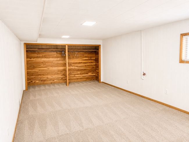 Building Photo - Large Basement Apartment For Rent