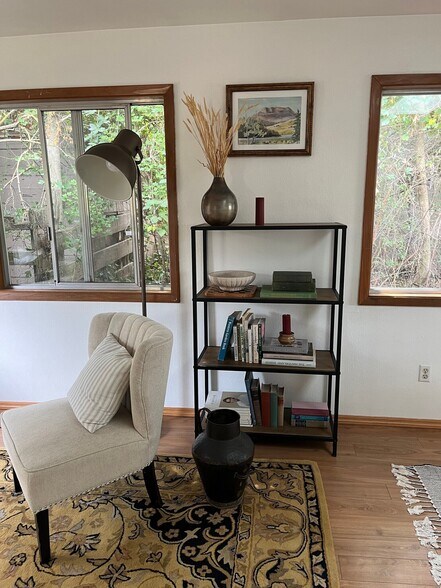 Living Room - 4219 Colver Rd