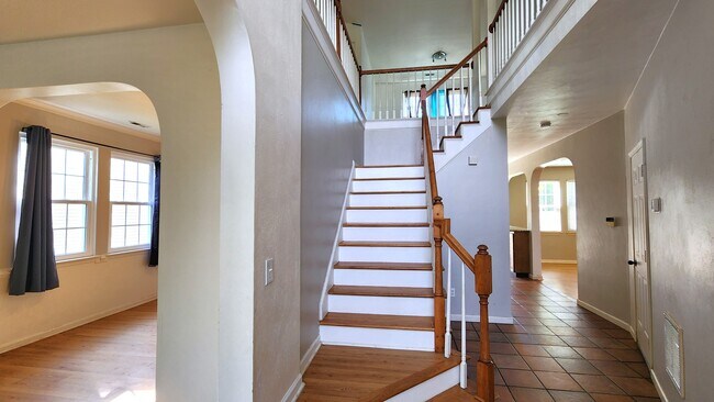 Building Photo - 1828 Somersby Ln