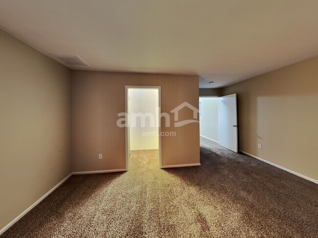 Building Photo - 2089 Quartz St