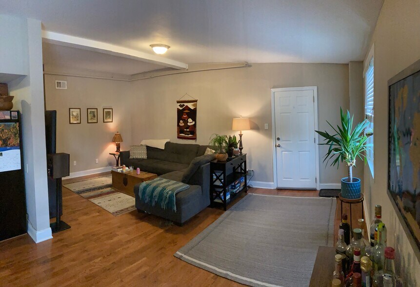 Building Photo - 49 E Butler Ave
