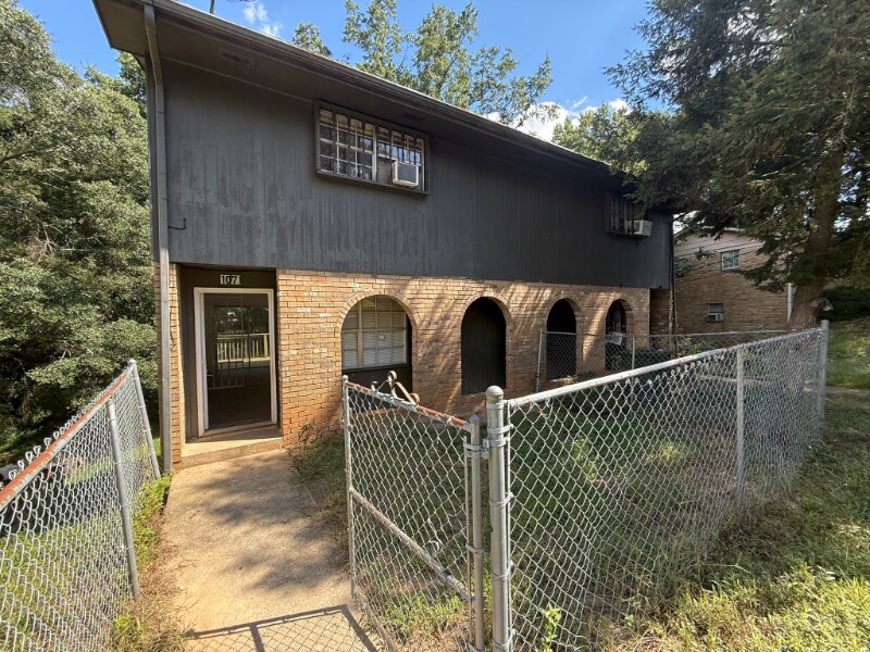 Building Photo - 1071-1073 Laurel Ln NW