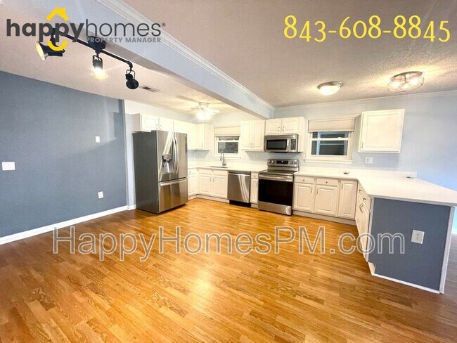Building Photo - 415 Parkdale Dr