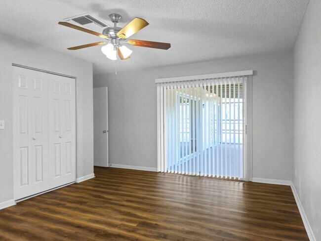 Building Photo - Updated 3-Bed, 2-Bath Home on ½-Acre Corner Lot with 2-Car Garage | Move-In Ready