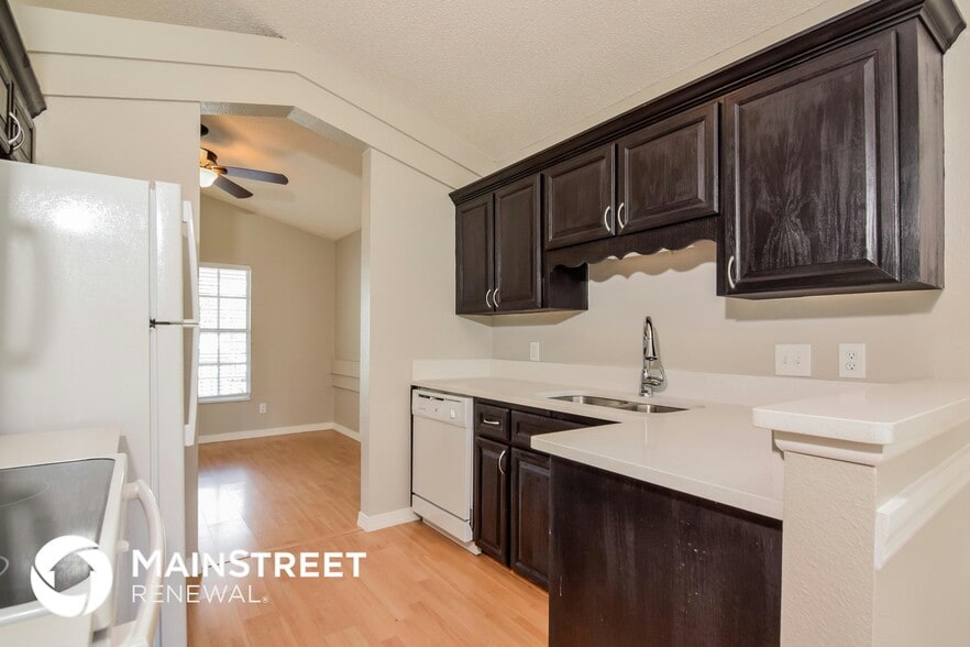 Building Photo - 1208 Altoona Ave