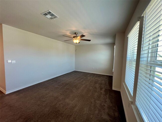 Building Photo - 2907 Salvidar Bend