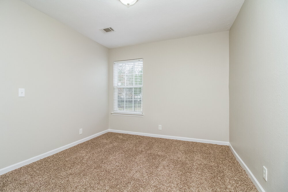 Building Photo - 1413 Chesterbrook Ct