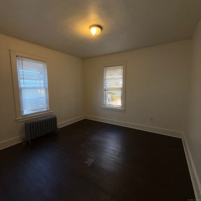 Building Photo - 153 Liberty St