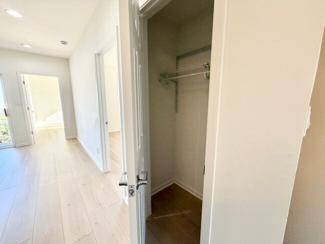 Building Photo - 1151 Wisconsin St