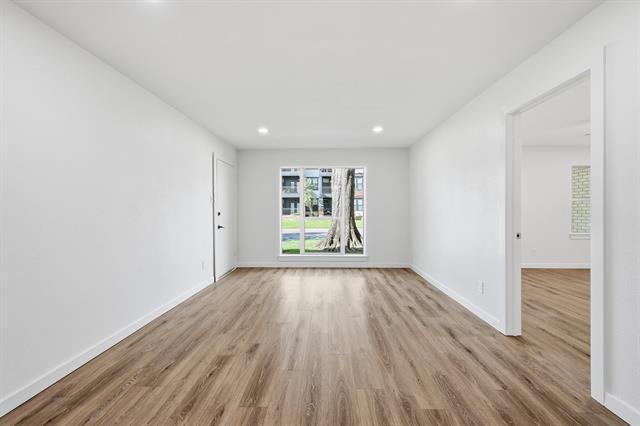 Building Photo - 4816 Amesbury Dr