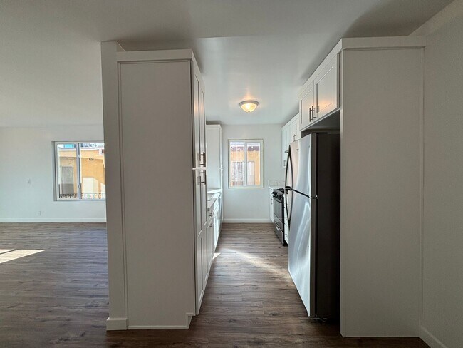 Building Photo - 1163 Winchester Ave