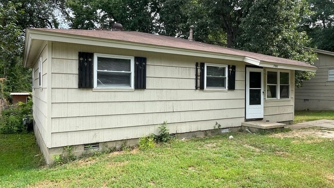 Building Photo - 7406 Twin Oaks Rd