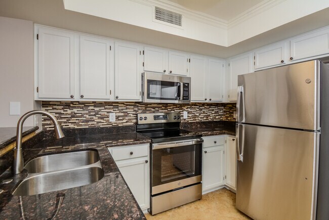 Building Photo - 4955 W Oraibi Dr