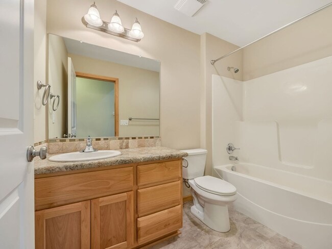 Building Photo - 1730 Pacific Ridge Ln