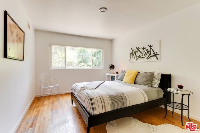 Building Photo - 3401 Alginet Dr