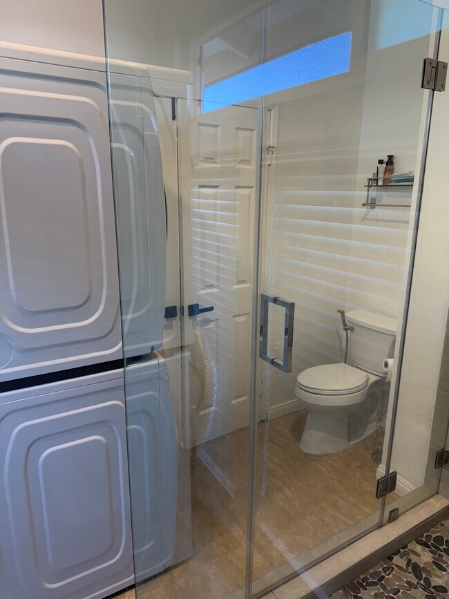 Building Photo - 9140 Crebs Ave