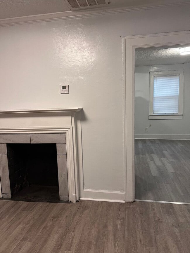 Building Photo - Charming 3 Bed, 1 Bath Single Family Home in Montgomery - $1150/mo