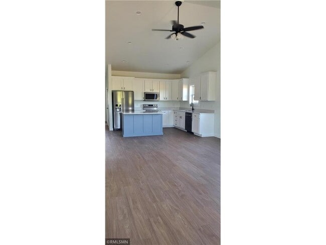 Building Photo - 1229-1231 Wisteria Ln