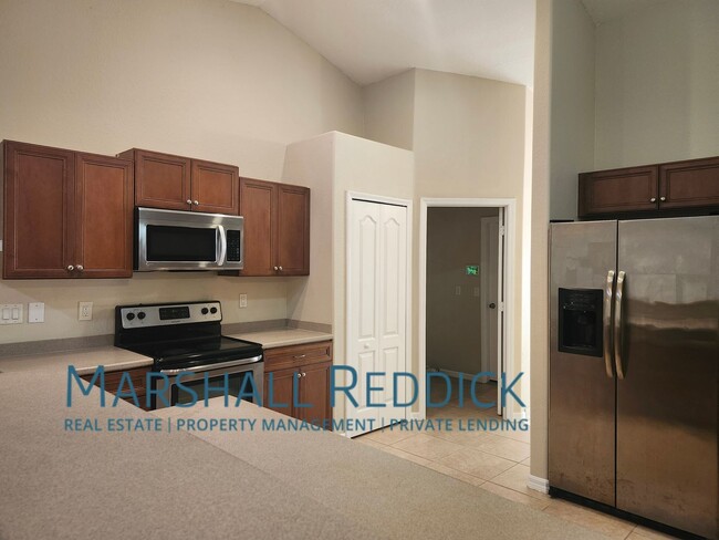 Building Photo - Single Family Home in Cape Coral - 4 Bedro...