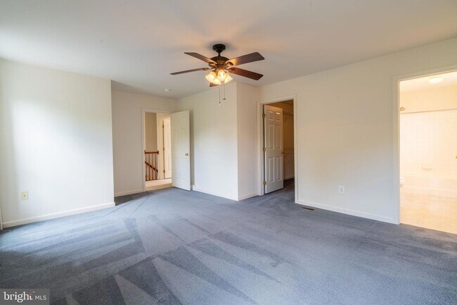 Building Photo - 10955 Southcoate Village Dr