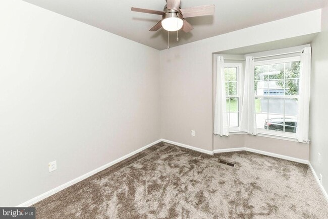 Building Photo - 1413 Valebrook Ln
