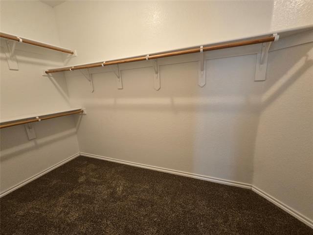 Building Photo - 624 Caravan Dr