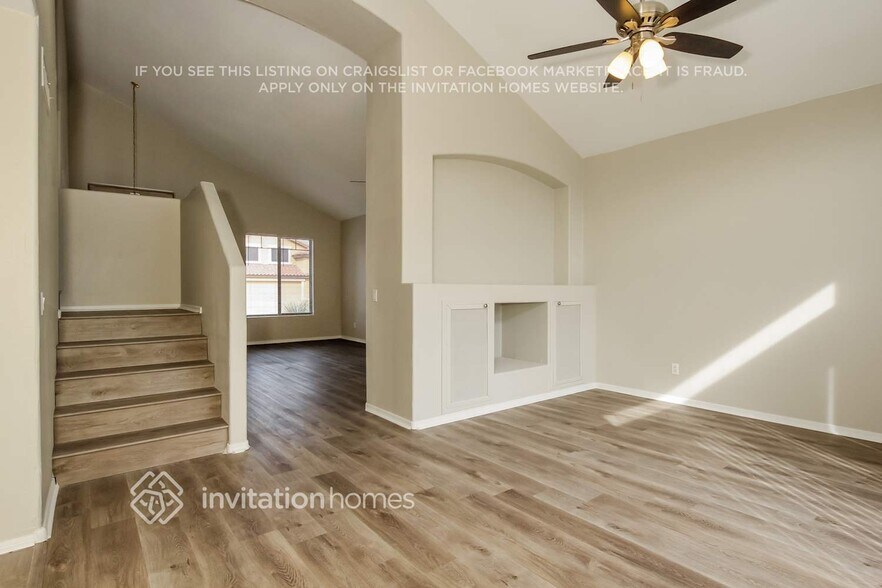 Building Photo - 15927 W Tasha Dr