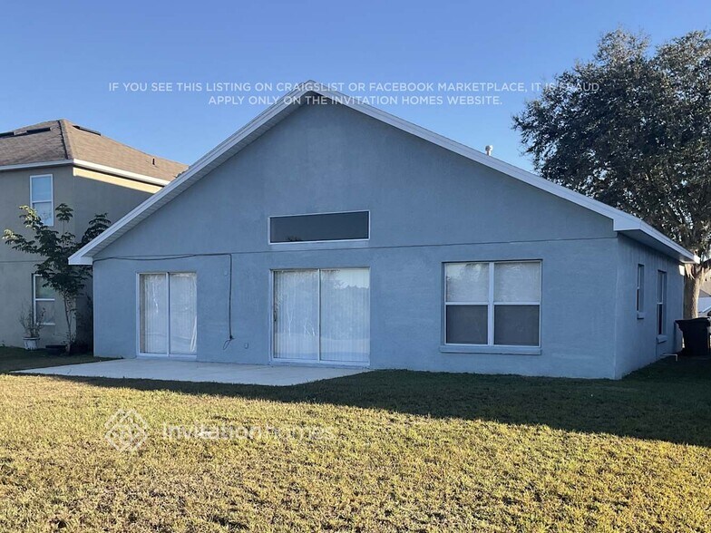 Building Photo - 4202 Roberta Dr