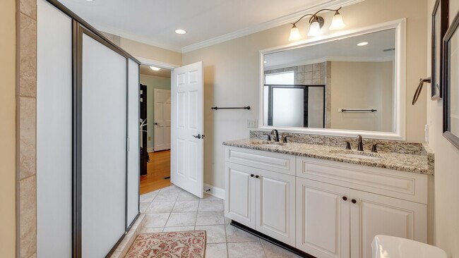 Building Photo - 1217 Debordieu Blvd