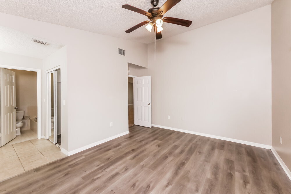 Building Photo - 3049 NW 72nd Ave