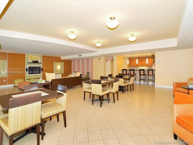 Building Photo - 7350 SW 89th St