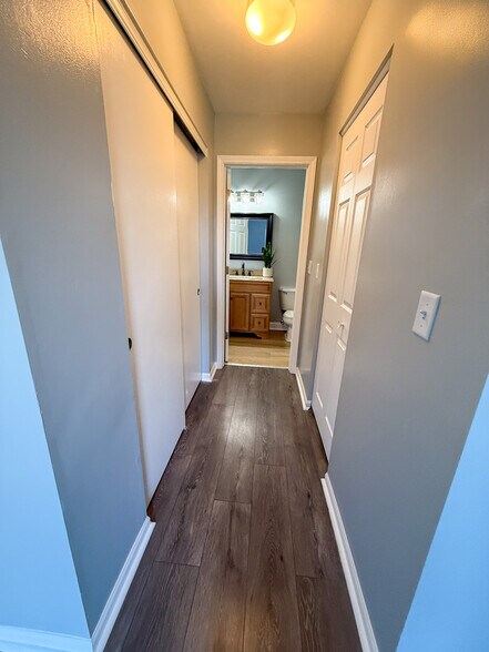 Building Photo - 1629 Silver Springs Ct