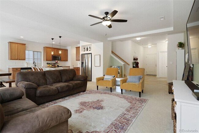 Building Photo - Beautiful 4 Bedroom Home in First Creek Av...