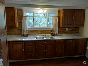 Building Photo - 238 Cline St