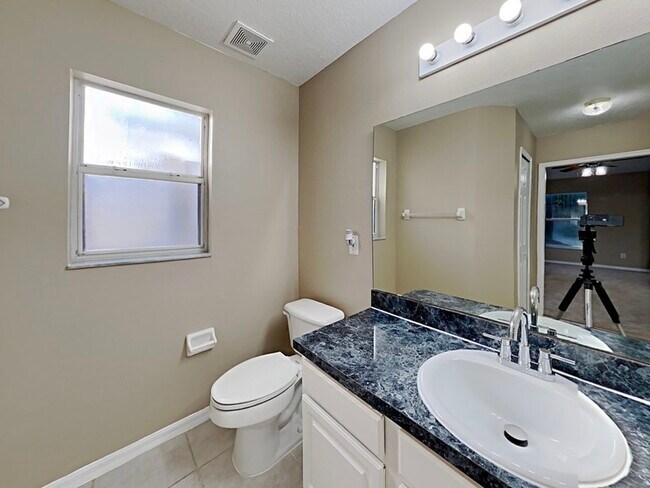 Building Photo - 3531 Kayla Cir