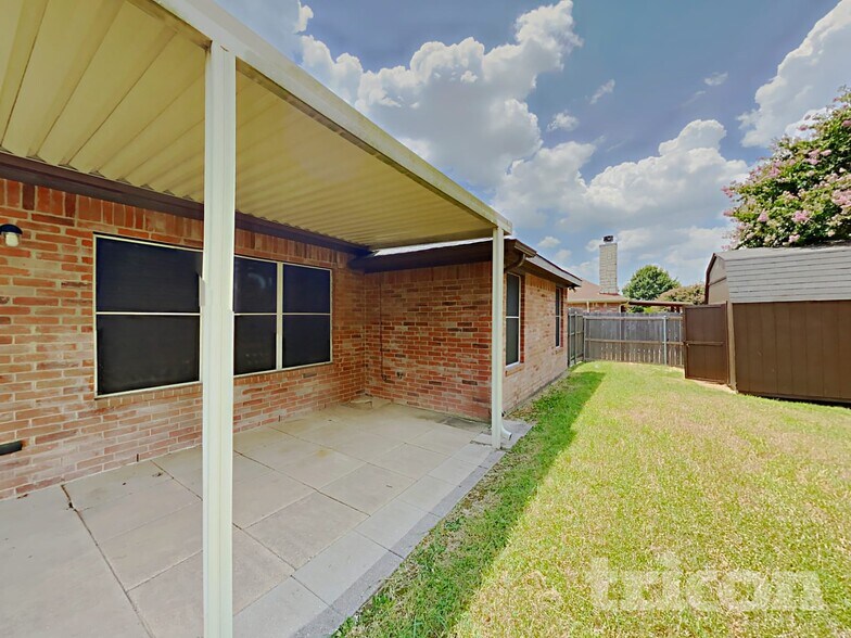 Building Photo - 105 Stone Haven Place Waxahachie TX
