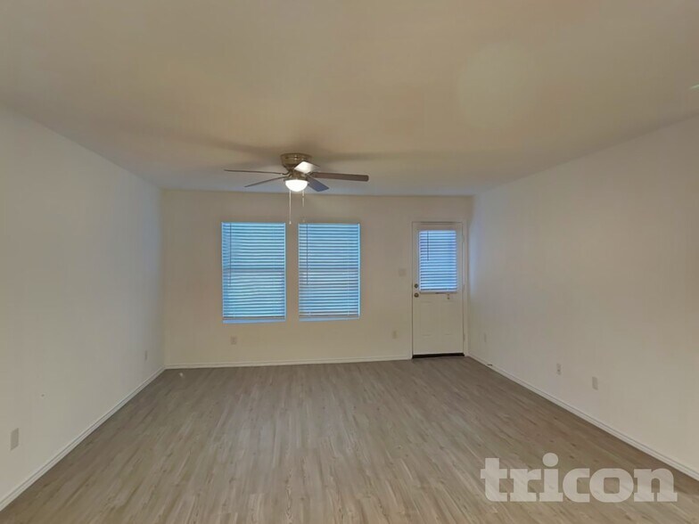 Building Photo - 5927 Forenoon Dr