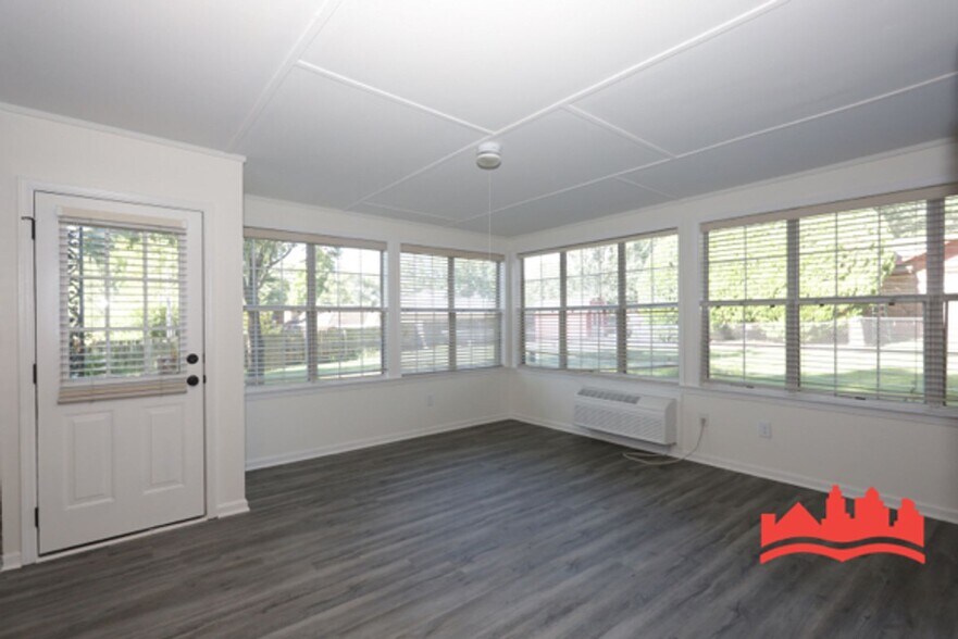 Building Photo - 8241 Misty Meadows Ln