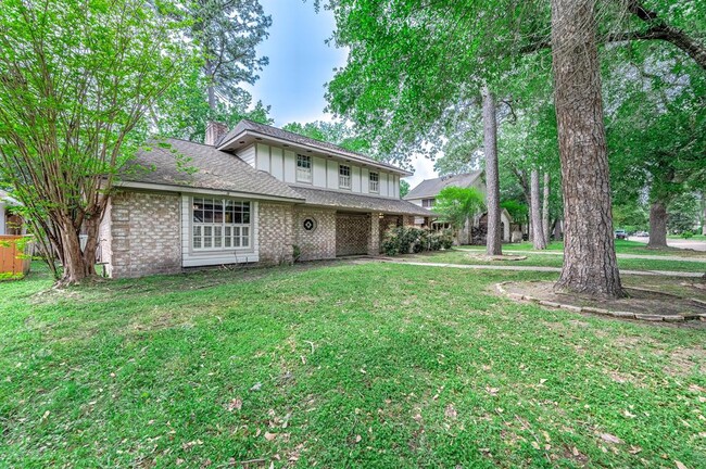 Building Photo - 10715 Elmdale Dr