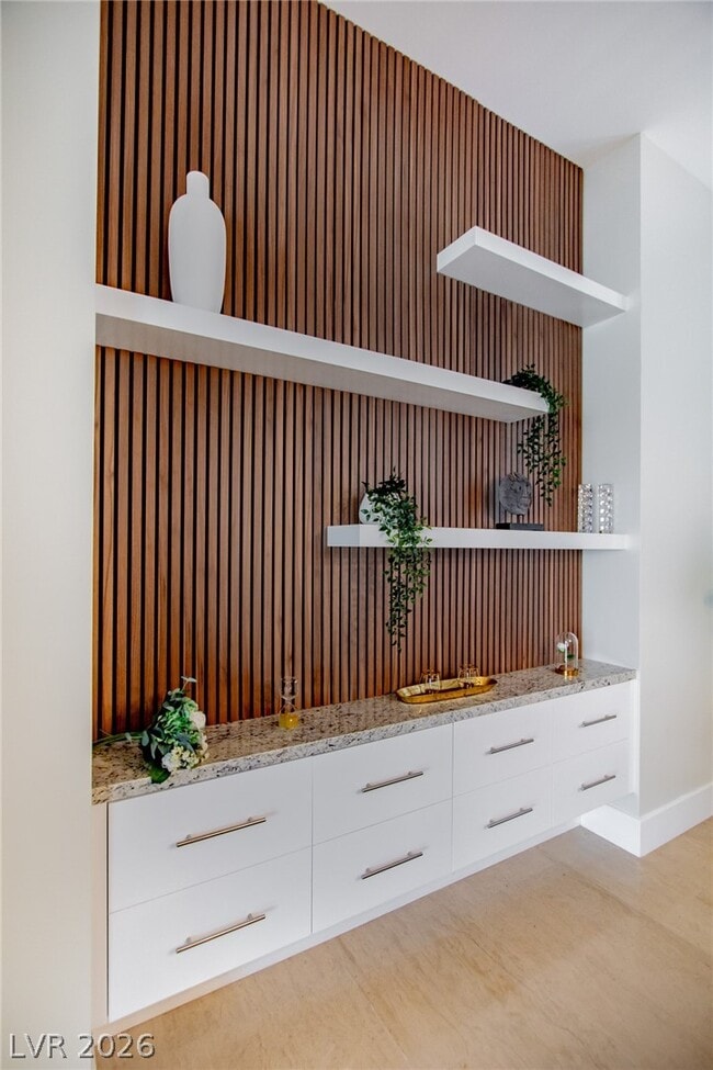 Building Photo - 69 Hawk Ridge Dr