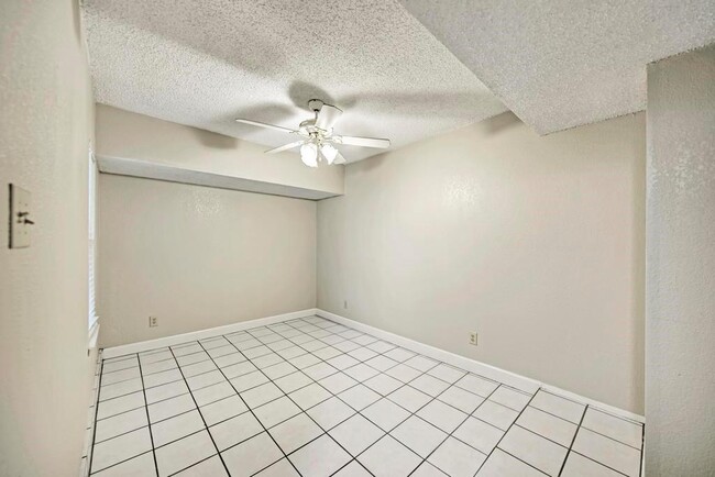 Building Photo - 12002 Bobcat Trail