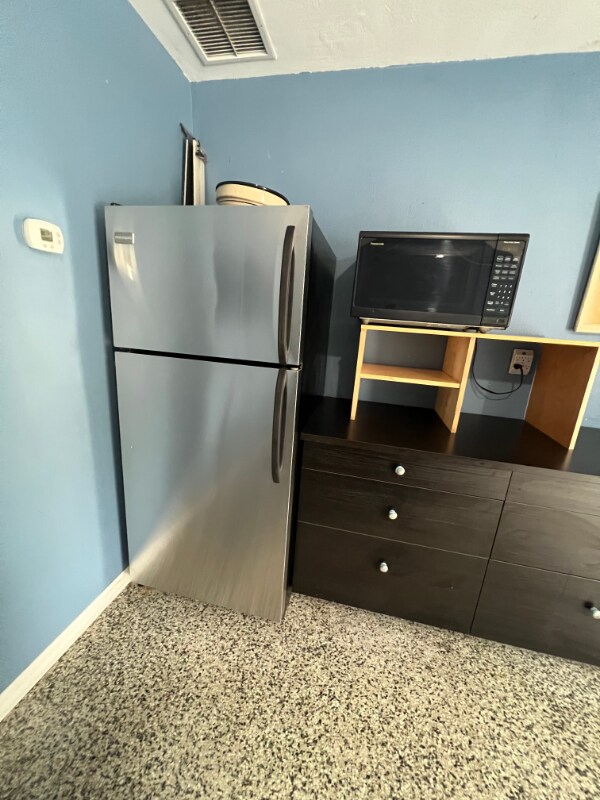 Building Photo - 959 N Lime Ave