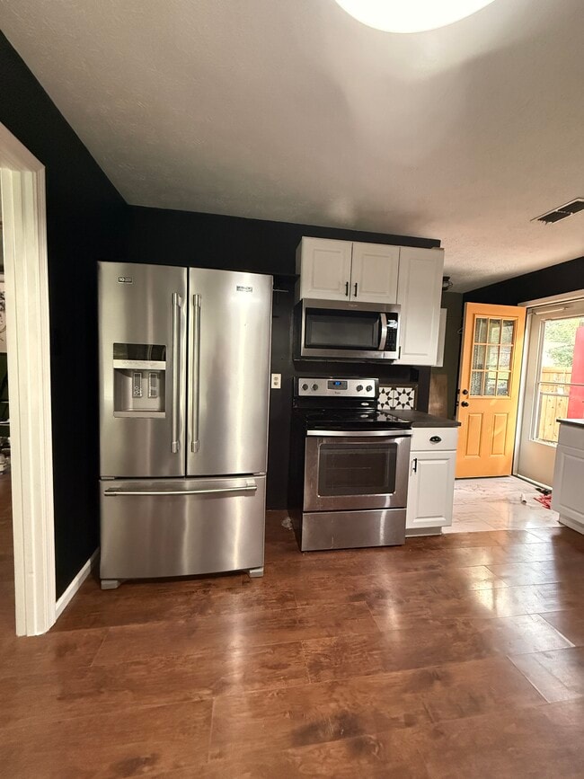 Building Photo - 5 Markwood Ln