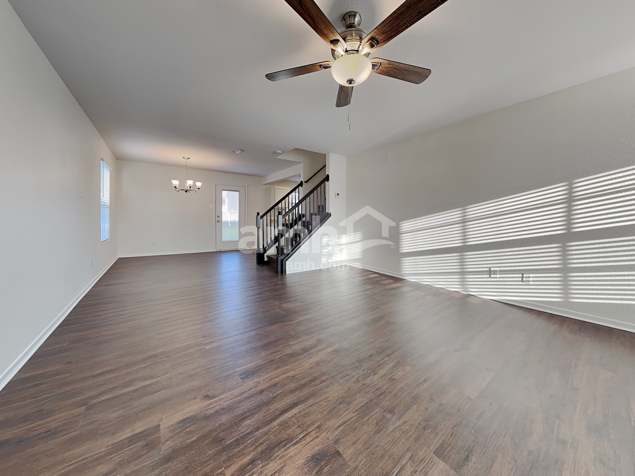 Building Photo - 1503 Pencross Ln