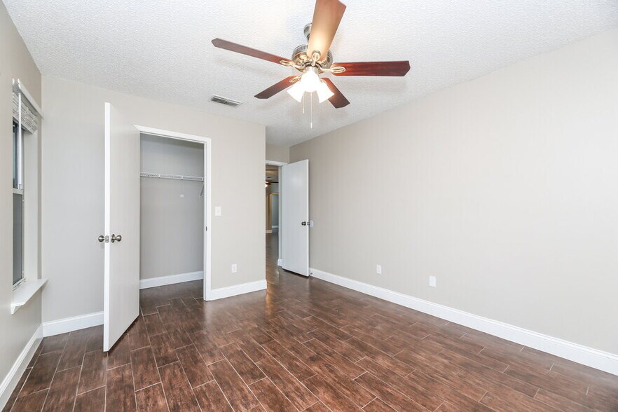 Building Photo - 12356 Sondra Cove Ct