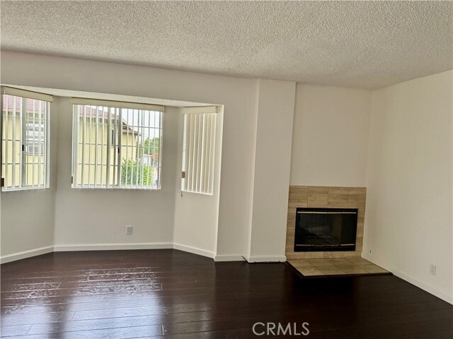 Building Photo - 5704 Sultana Ave