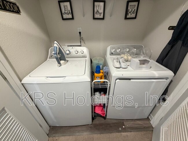 Building Photo - 35 Cecelia Way