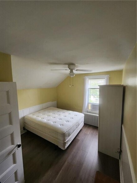 Building Photo - 14 Lucas Ave