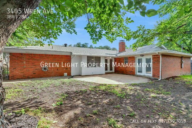 Building Photo - 3405 Wren Ave